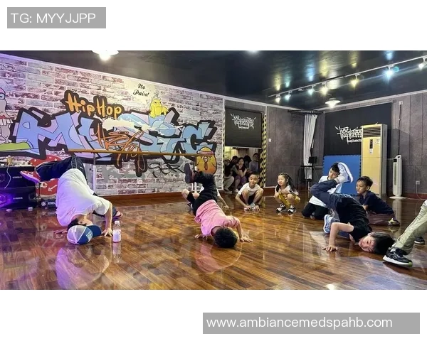 街舞焦点：武汉街舞队的技术探讨